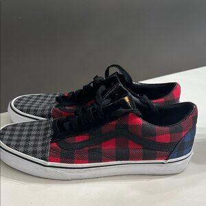 Men’s Vans Old Skool Buffalo Plaid Shoes